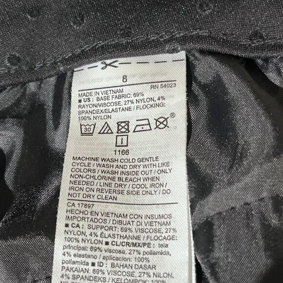 Old Navy Pixie Ankle Pants Textured Black Swiss Dot 8 High Rise Stretch - Picture 9 of 10